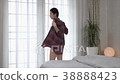 換衣服4K麵包的少婦-影片素材 [38888423] - PIXTA圖庫